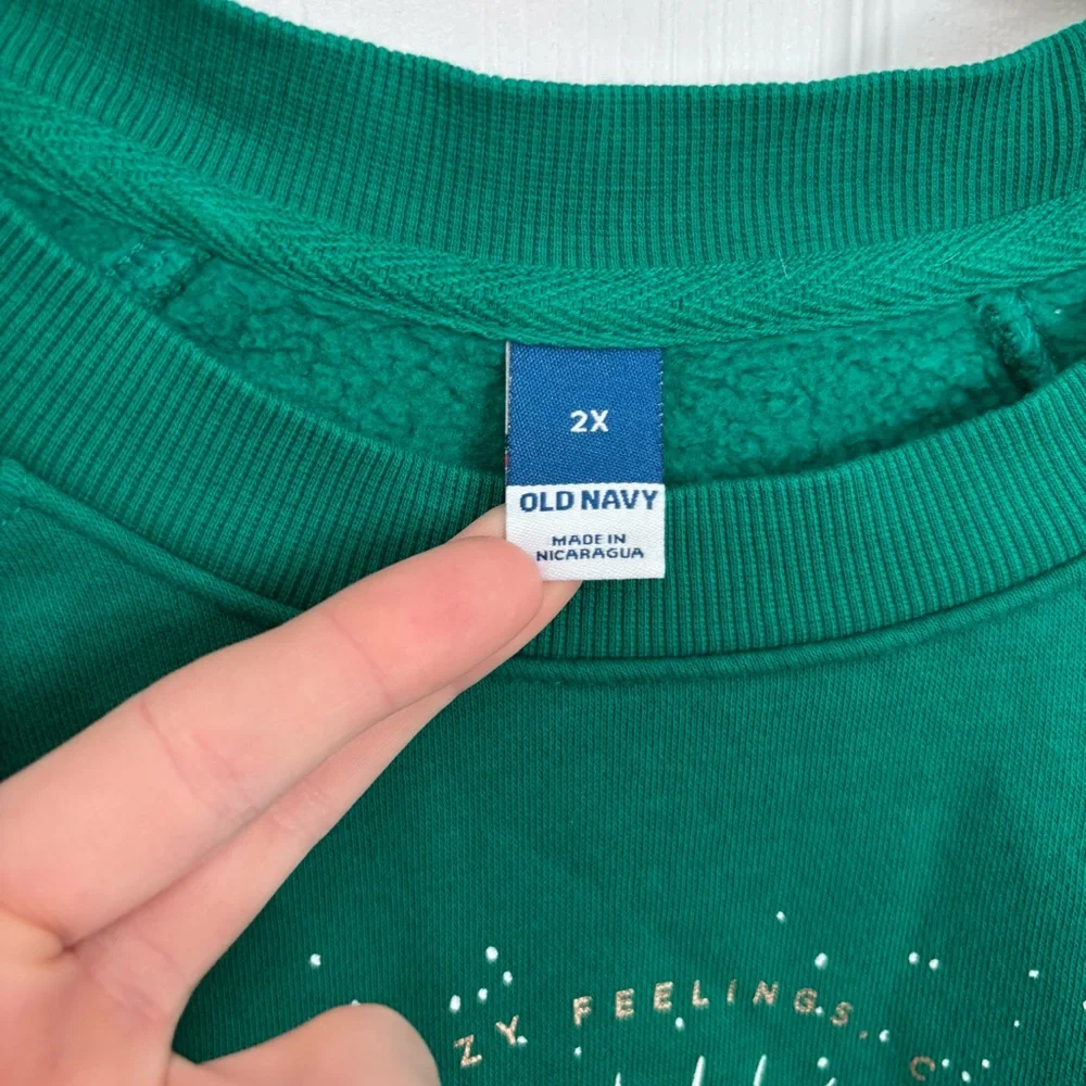 Green Cozy Winter Graphic Sweatshirt | Old Navy 2X - Picture 6 of 9